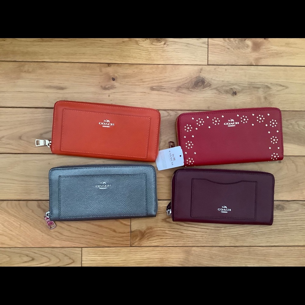 Coach long wallet women